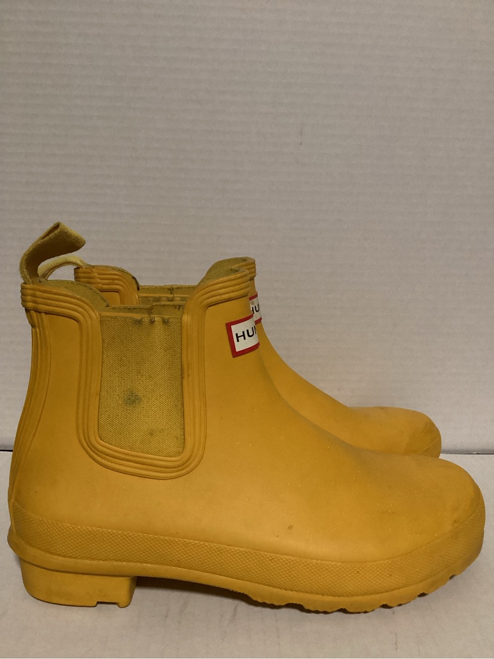Hunter Short Yellow Rain Boots size 8